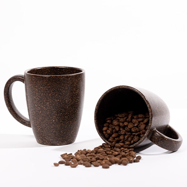 The Always Hot Coffee Cup - Hammacher Schlemmer