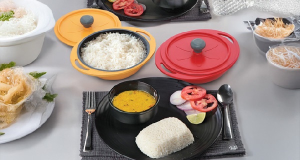 Mini Casserole, Round Series, Die-Cast, Nonstick, with Lid by Hawkins Cookers Limited popcorn